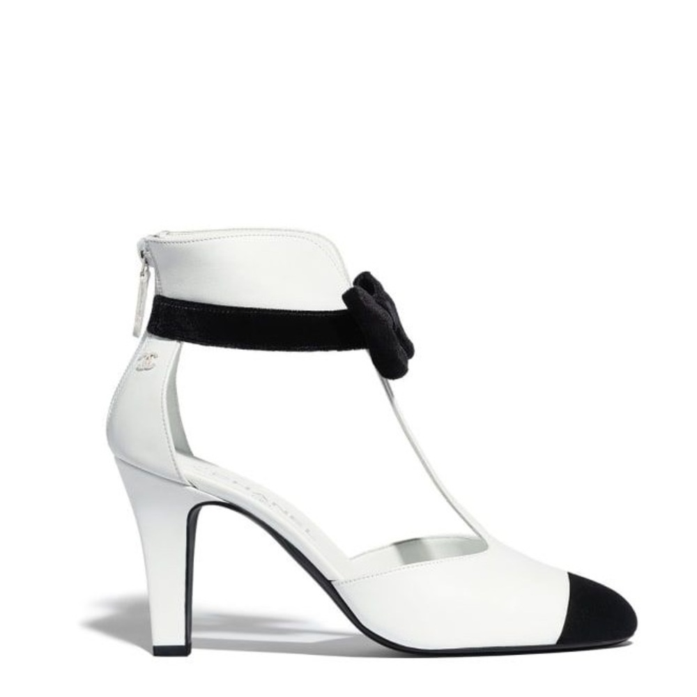 CHANEL 
Lambskin Velvet Cap Toe Bow Pumps  Size 40 - Picture 5 of 12